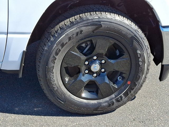 Certified 2022 RAM 1500 Big Horn AWD/4WD image 9