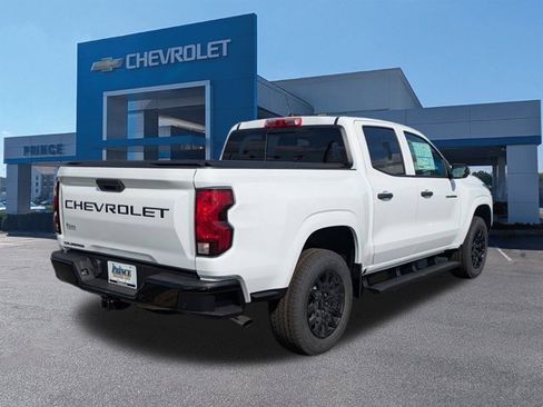 New 2026 Chevrolet Colorado W/T image 3