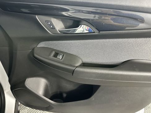 Used 2024 Chevrolet TrailBlazer LT w/ Convenience Package image 22