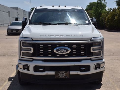 Used 2024 Ford F350 Platinum AWD/4WD image 3