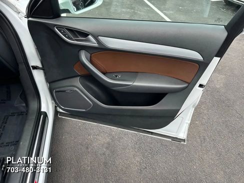 Used 2016 Audi Q3 2.0T Prestige w/ Prestige Package image 18