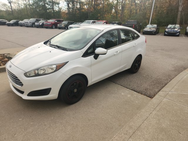 Used 2019 Ford Fiesta SE FWD image 1