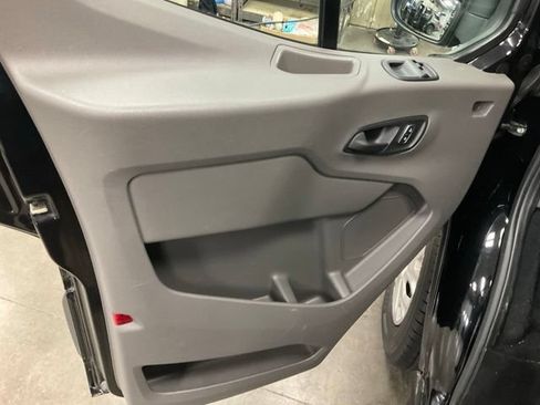 Used 2024 Ford Transit 350 XLT RWD image 5