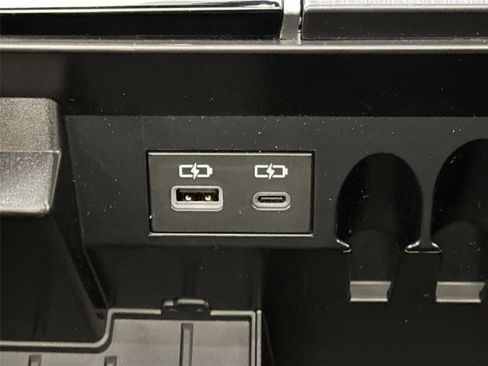 Used 2024 Toyota Tundra Platinum image 42