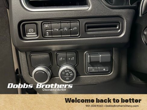 Used 2021 GMC Yukon SLT w/ SLT Luxury Plus Package image 16