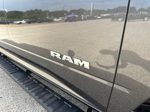 Used 2024 RAM 2500 Laramie w/ Safety Group AWD/4WD image 58