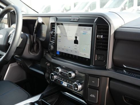 New 2026 Ford F250 Platinum w/ Tremor Off-Road Package image 21