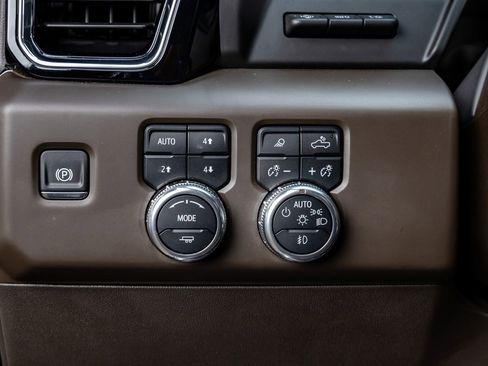 Used 2025 GMC Sierra 1500 Denali w/ Denali Reserve Package image 22