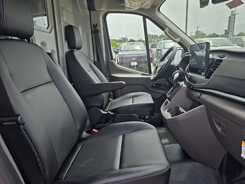 New 2025 Ford Transit 250 Base image 20