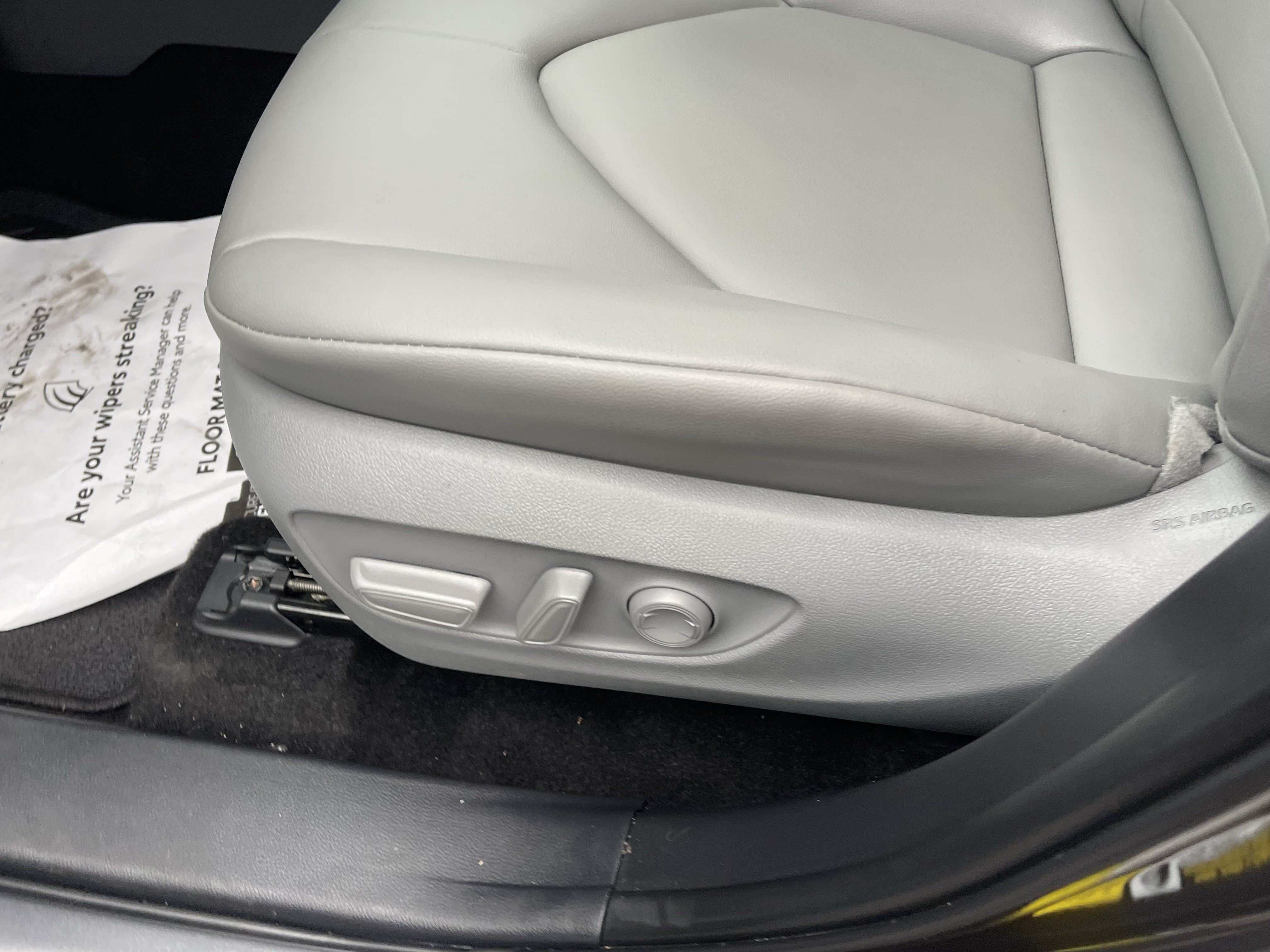 Certified 2025 Toyota Highlander XLE AWD/4WD image 16