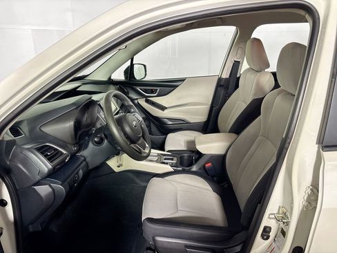 Used 2019 Subaru Forester image 11