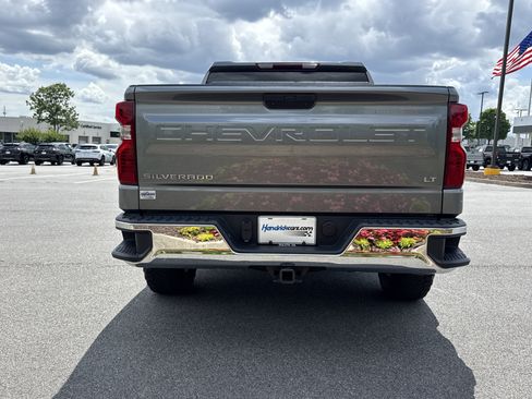Used 2021 Chevrolet Silverado 1500 LT w/ Bed Protection Package AWD/4WD image 9