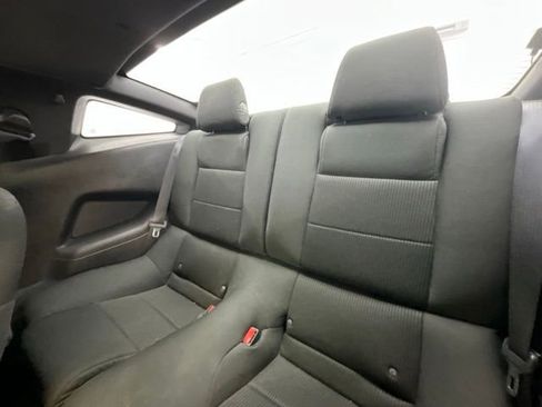Used 2014 Ford Mustang Coupe RWD image 5