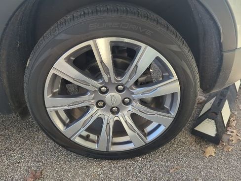 Used 2020 Cadillac XT4 Premium Luxury image 12