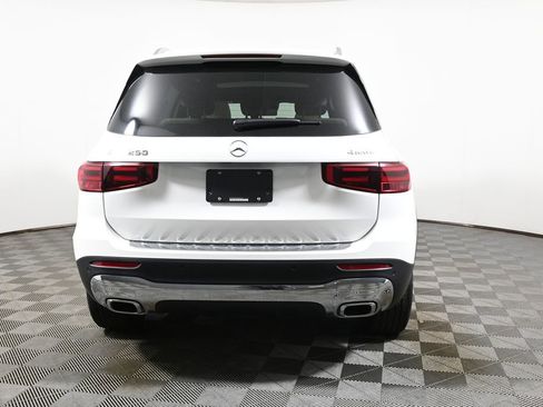 New 2026 Mercedes-Benz GLB 250 4MATIC image 6