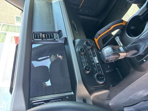 Used 2022 Ford Bronco Badlands AWD/4WD image 22