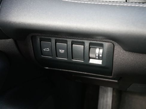 Used 2023 Subaru Ascent Touring AWD/4WD image 26