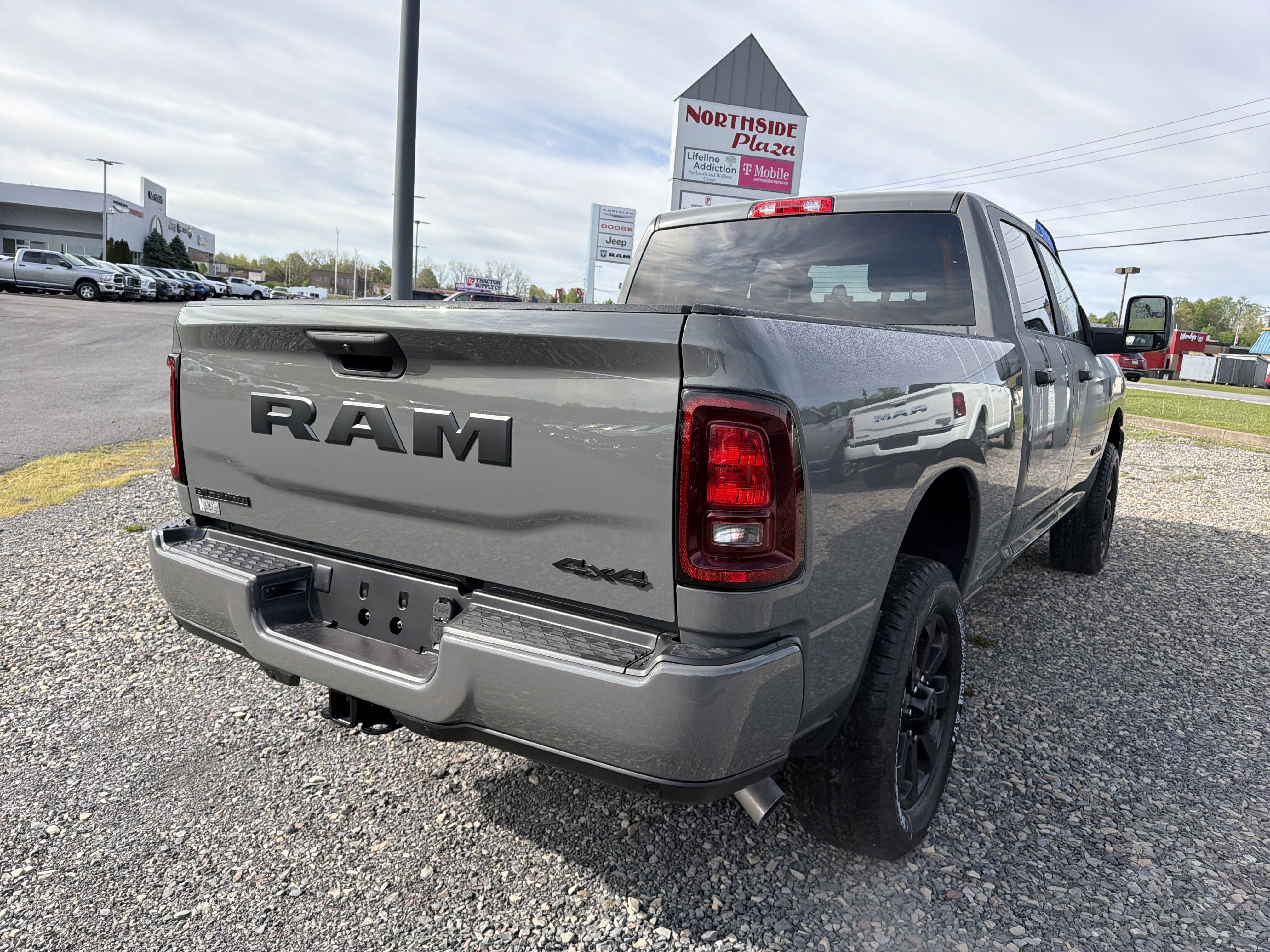 New 2026 RAM 2500 Big Horn AWD/4WD image 7