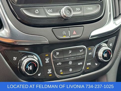 Used 2023 Chevrolet Equinox Premier image 17