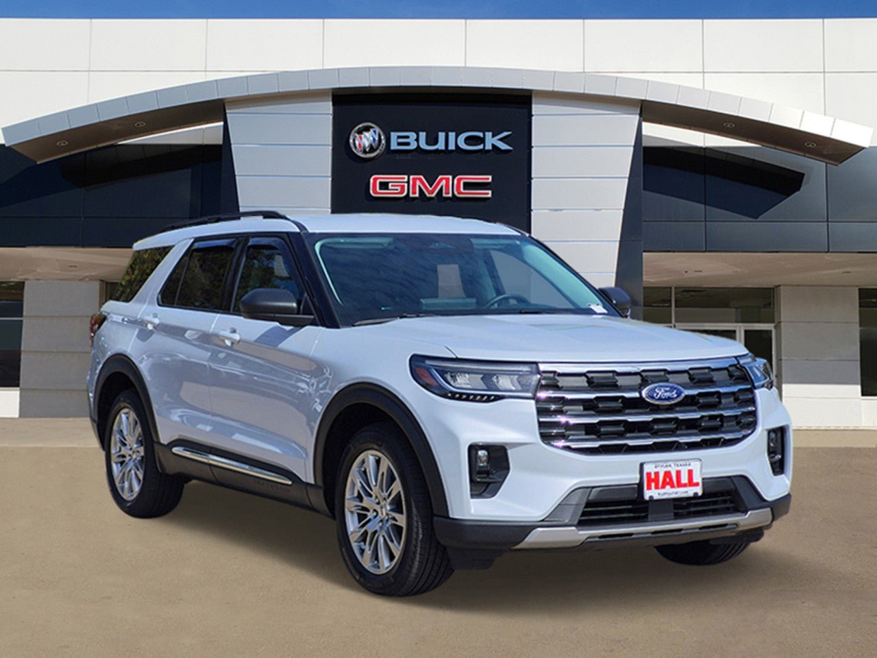 Used 2025 Ford Explorer Active w/ Active Comfort Package AWD/4WD image 1