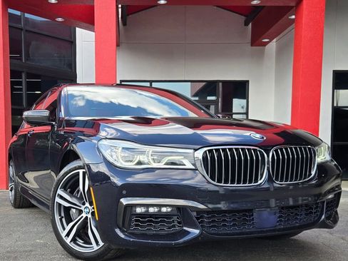 Used 2016 BMW 750i xDrive image 10