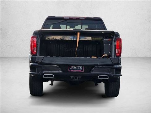 Used 2023 GMC Sierra 1500 AT4 w/ AT4 Premium Package AWD/4WD image 7