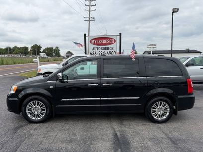 Used 2014 Chrysler Town & Country Touring-L