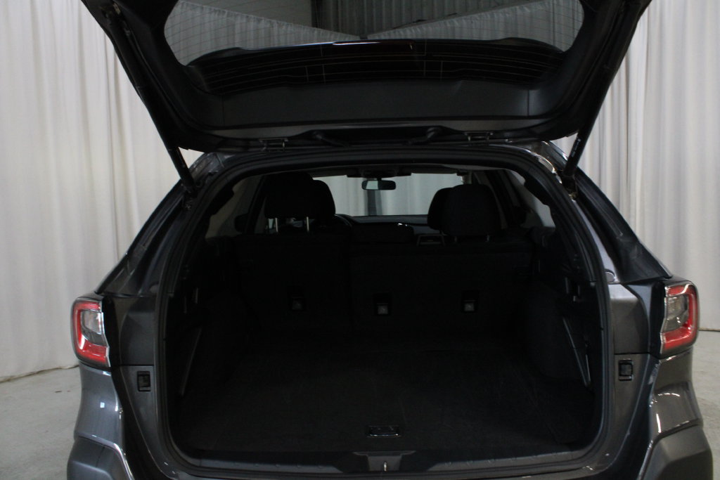 Used 2024 Subaru Outback Premium AWD/4WD image 30