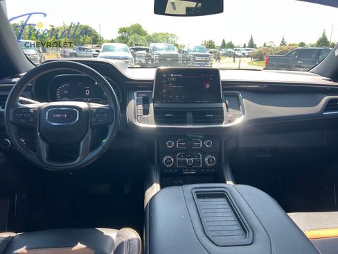 Certified 2022 GMC Yukon XL AT4 w/ Technology Package AWD/4WD image 17
