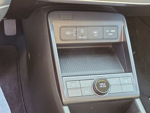 Certified 2024 Hyundai Kona SEL FWD image 14