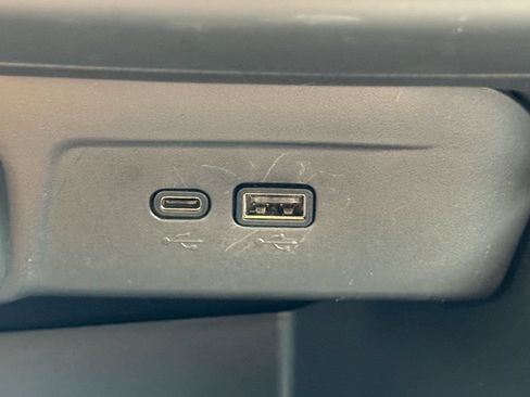 Used 2025 Chevrolet Trax LS FWD image 19