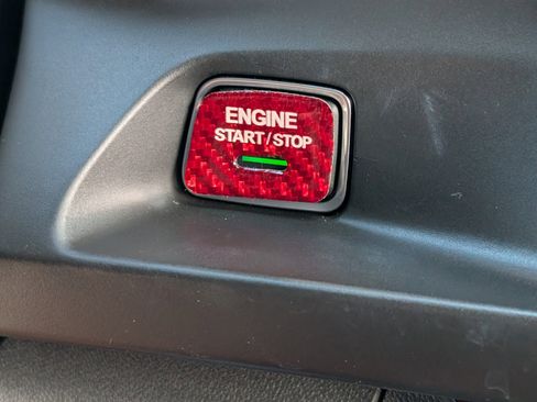 Used 2021 Chevrolet Camaro LT image 27