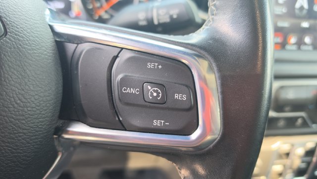 Used 2021 Jeep Gladiator Overland w/ Popular Equipment Package AWD/4WD image 14