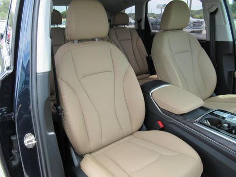 Used 2025 Audi Q7 3.0T Premium Plus AWD/4WD image 9