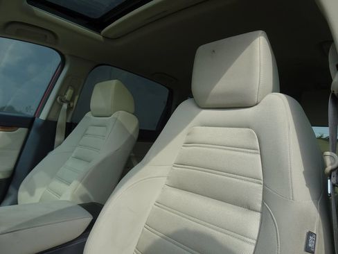 Used 2017 Honda CR-V EX image 11