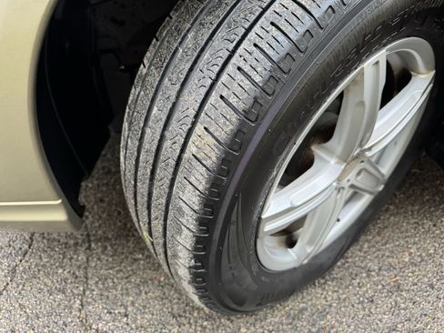 Used 2004 Subaru Outback Wagon image 44