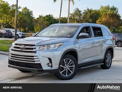 Used 2019 Toyota Highlander XLE
