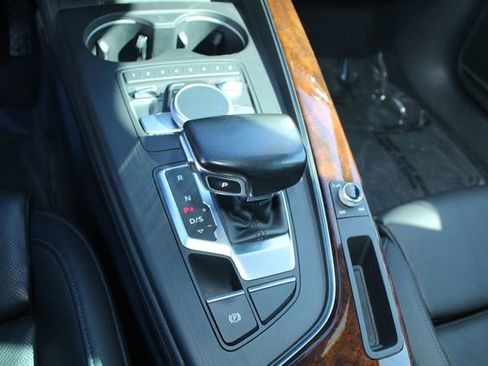 Used 2017 Audi A4 2.0T Prestige w/ Prestige Package image 14
