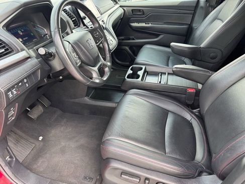 Certified 2024 Honda Odyssey Sport image 11