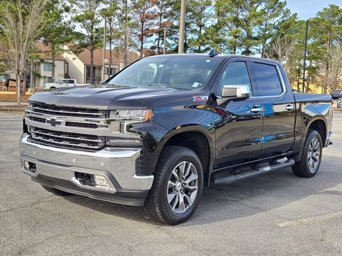 Used 2022 Chevrolet Silverado 1500 LTZ image 2