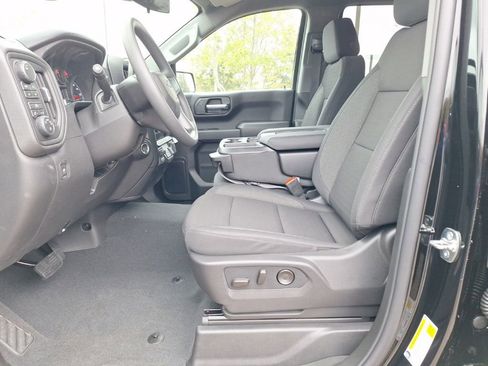 New 2026 Chevrolet Silverado 1500 Custom Trail Boss w/ Turbomax Blackout Package image 9