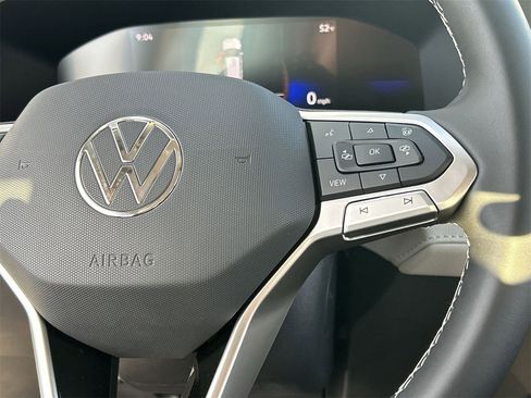 New 2026 Volkswagen Taos S image 20