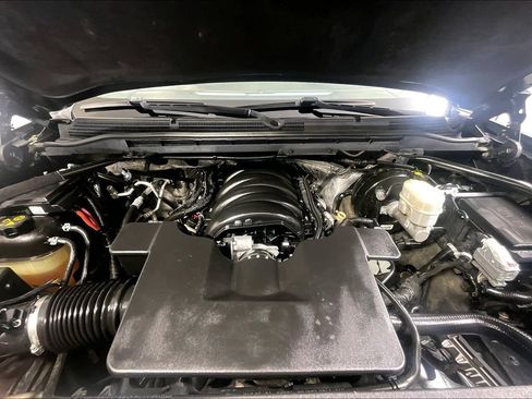 Used 2017 GMC Sierra 1500 SLE w/ SLE Value Package image 9