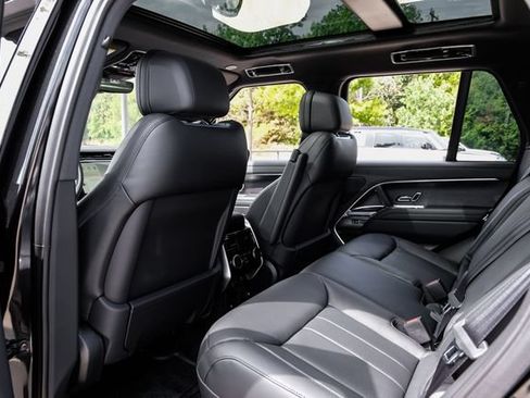 New 2026 Land Rover Range Rover SE AWD/4WD image 46