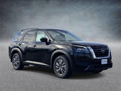New 2025 Nissan Pathfinder SV w/ SV Premium Package