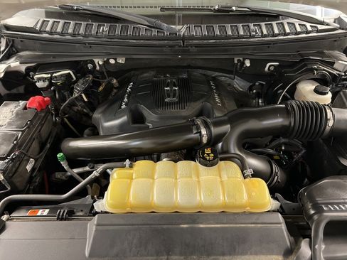 Used 2018 Lincoln Navigator L Reserve w/ Technology Package image 40