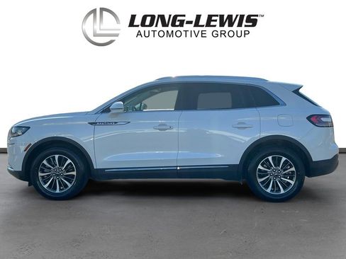 Certified 2023 Lincoln Nautilus AWD w/ Premium Package image 2