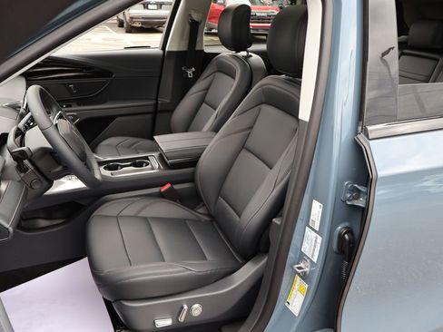 New 2026 Lincoln Nautilus Premier w/ Equipment Group 102A AWD/4WD image 17