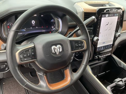 Used 2024 RAM 2500 Limited image 22