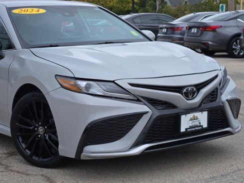 Used 2024 Toyota Camry XSE image 3